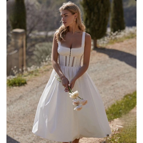 NEW House of CB Perle Dress White Small - Picture 4 of 17